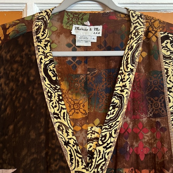 Marcia & Me Blouse - Picture 2 of 5